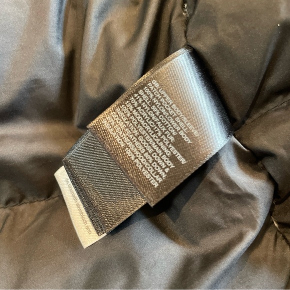 North Face Men's McMurdo All Black Parka Jacket - Picture 6 of 10